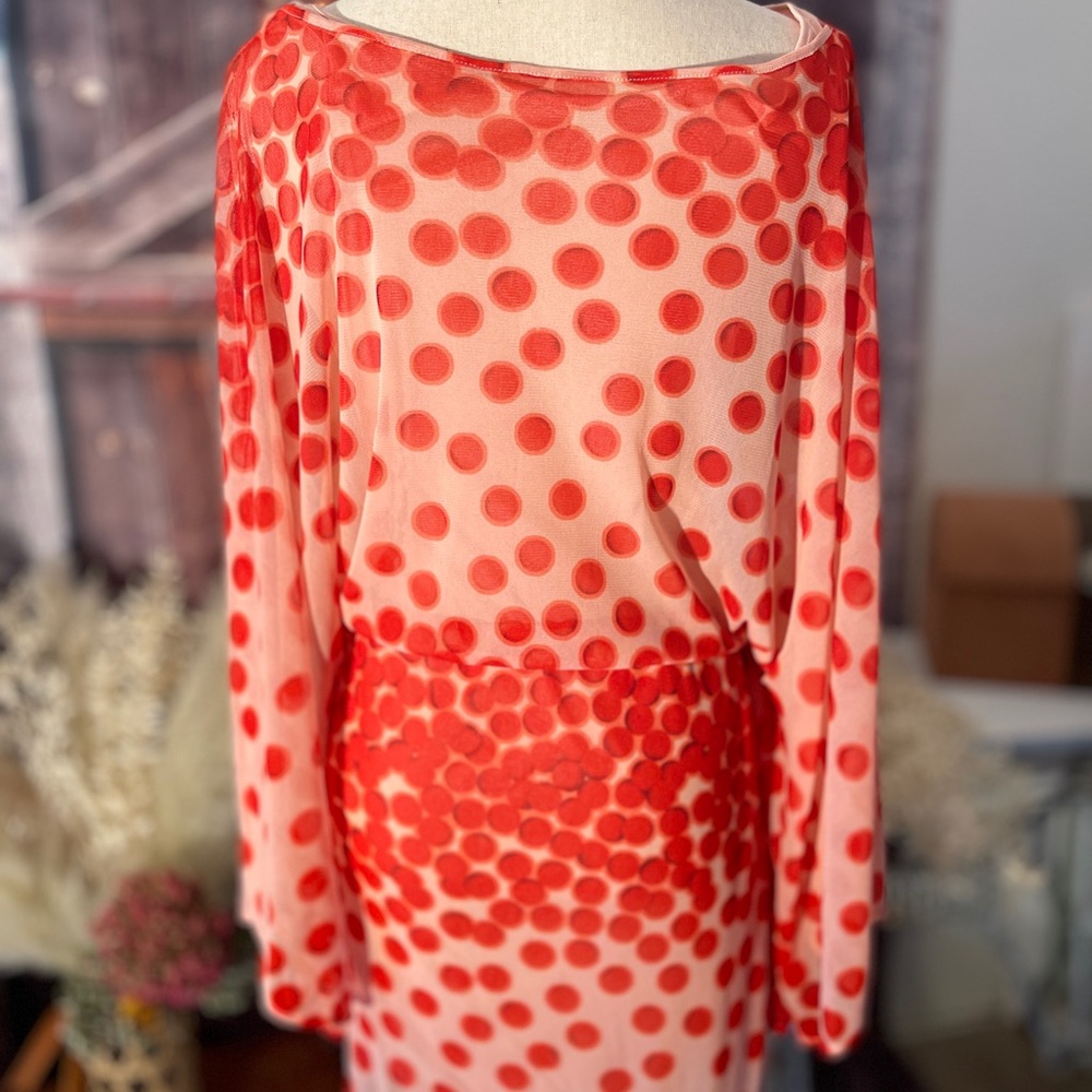 BCBG Butterfly,  Cold Shoulder Dress. - Picture 4 of 7